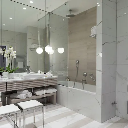 Bellevue Hotel 5*